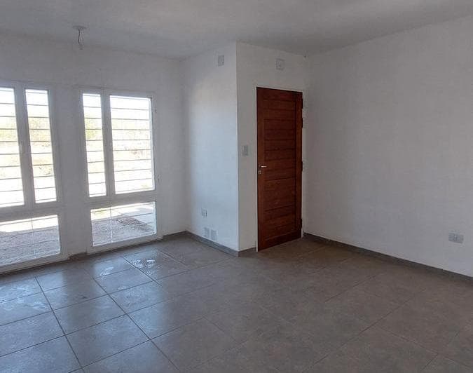 B° Alta Cba de Horizonte: Casa de 1 Dormitorio con Patio y Cochera! - 3