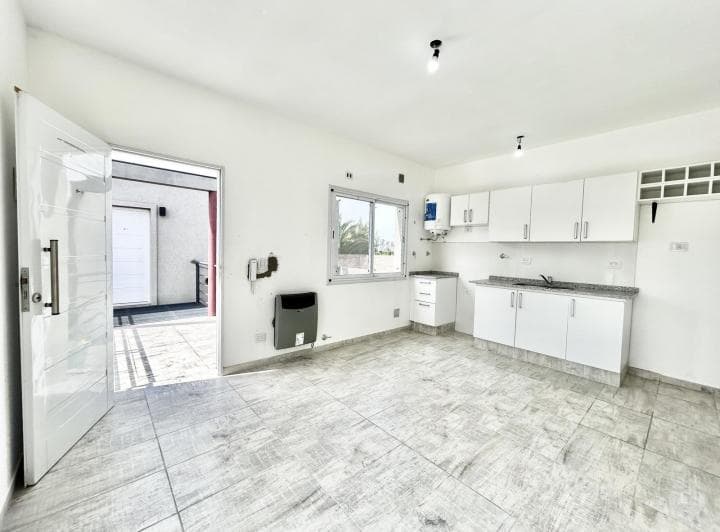 Departamento a Estrenar 2 Ambientes en Venta en Lujan Centro con Balcón - 4