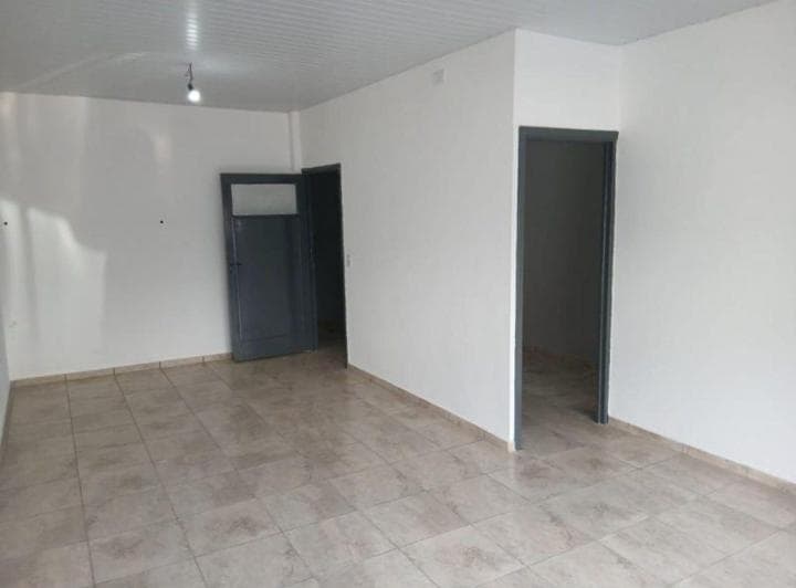 Pilar Centro, Local de 48 M²! Baño y Cocina! Luminoso! - 5