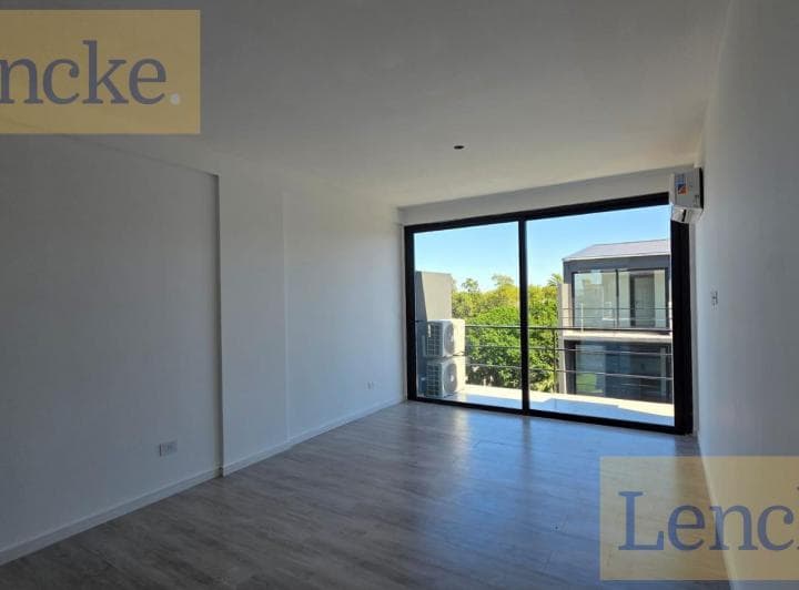 Lencke Vende - Duplex con Gran Terraza Propia, Coch. Opcional, Venta Financiada - 2
