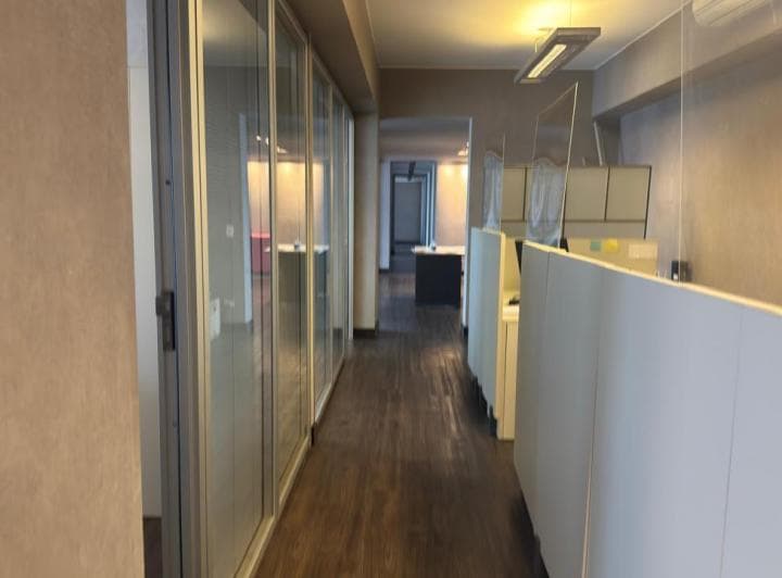 Excepcional Oficina Quartier - 2