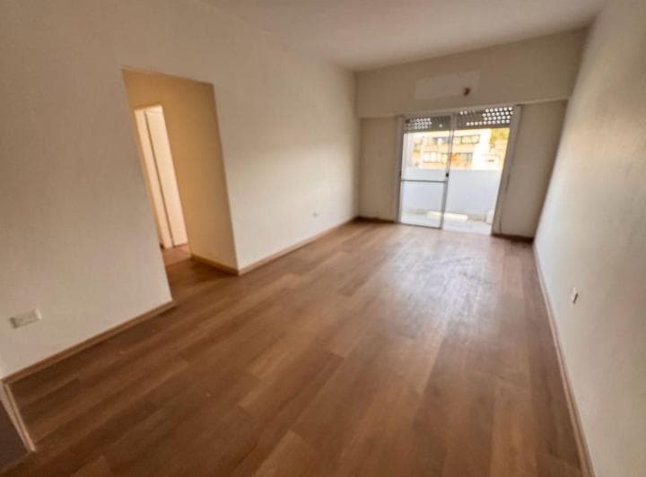 Venta Departamento 4 Ambientes Villa Cespo Balcon - 2