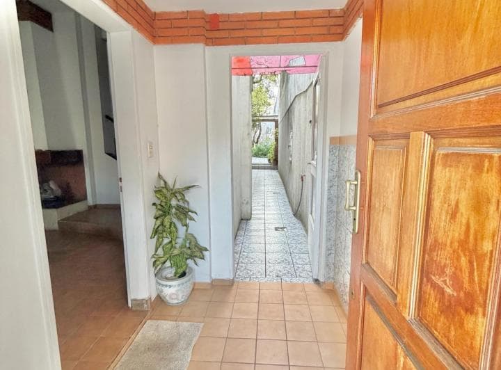 Venta Casa en Lote Propio con Cochera, Terraza Villa Pueyrredón - 4