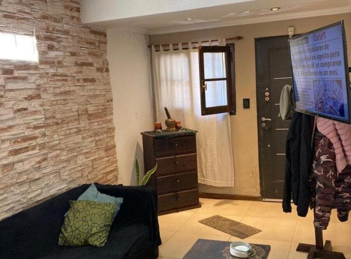 Casa 3 Ambientes con Garaje y Amplia Terraza - 2
