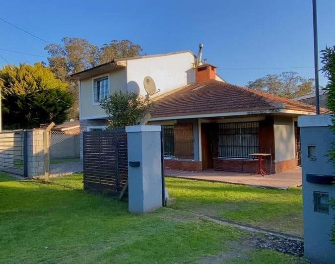 Casa en Venta - 2 Dorm. 2 Baños - 223 m - Mar del Plata - 4