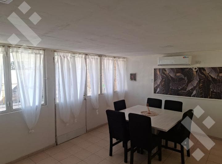 Complejo de 3 Casas en Alquiler - Casa #3 (Hab) - a 50 m de La Plaza Principal - Rincon de Los Sauces - 3