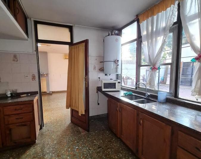 Hermosa Casa en Venta - Burzaco - 2