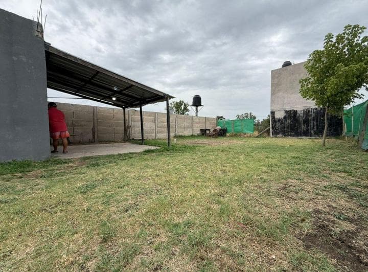Lote con Casa, Ferrari, Bs. As. Financia, Permuta - 3