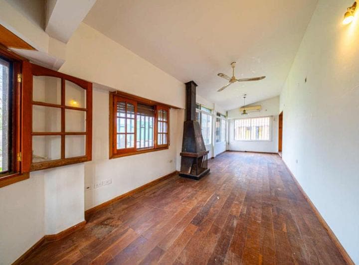 Casa en Venta Funes - Esquina Unica - 4