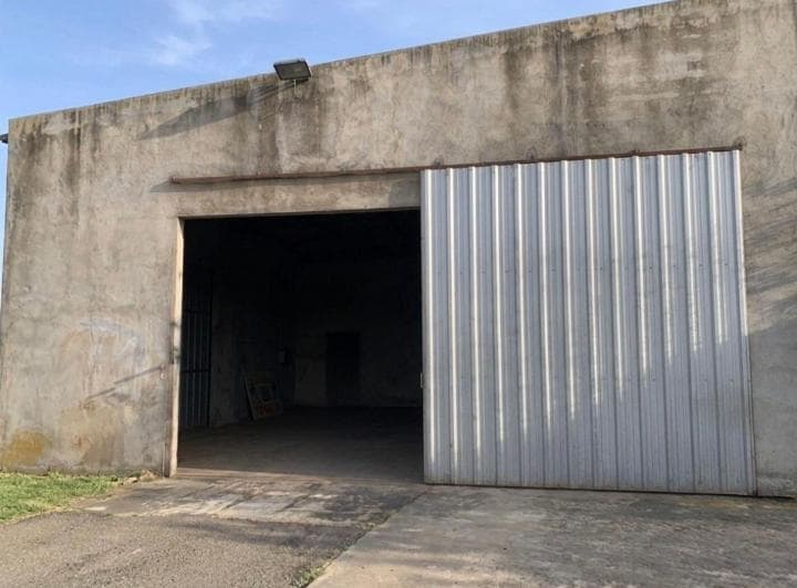 Venta Galpon Comercial y Terreno 25 de Mayo Bs As - 2