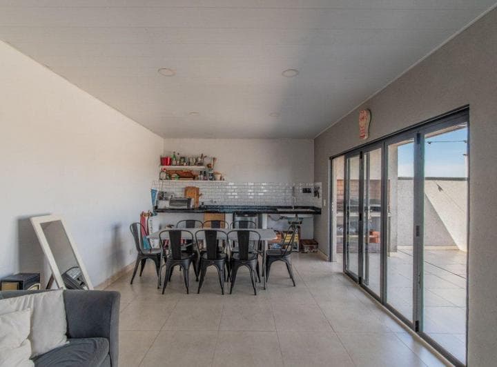 Venta Depto 3 Ambientes con Quincho y Terraz - 2