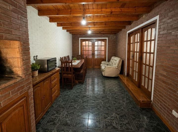 Se Vende Casa 3 Dormit. + 2 Plantas, Exc. Ubic. V. T. - 5