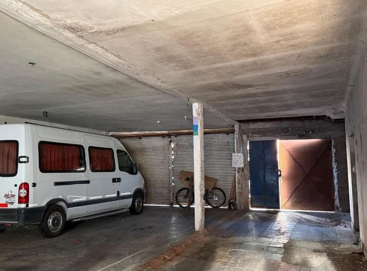 Deposito a Restaurar en Venta Sobre Calle Colon - 5