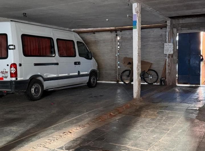 Deposito a Restaurar en Venta Sobre Calle Colon - 4
