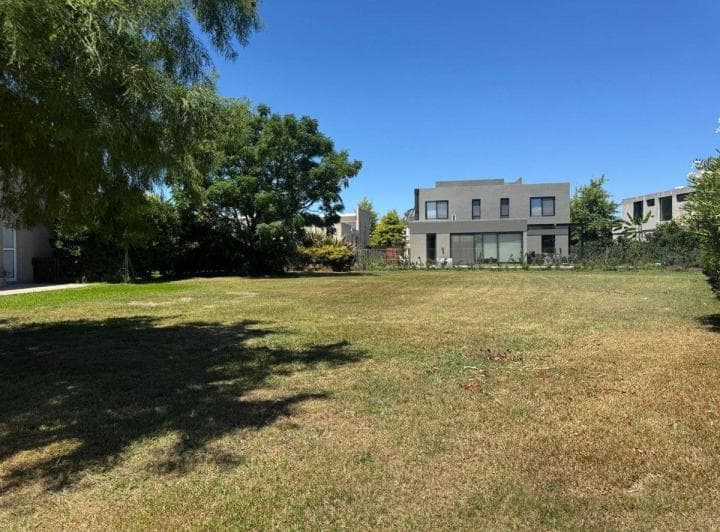 Venta Lote Central en Barrio Ayres Plaza, Pilar - 4