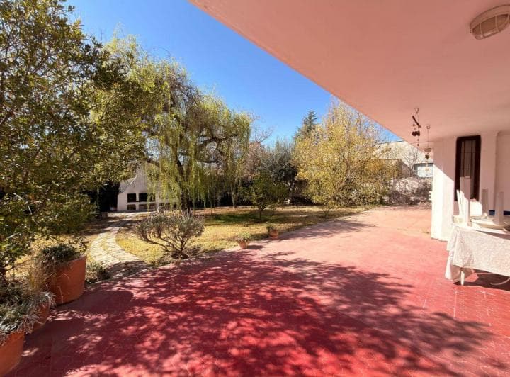 Casa en Venta C/ Cochera en Chacras de Coria - 5