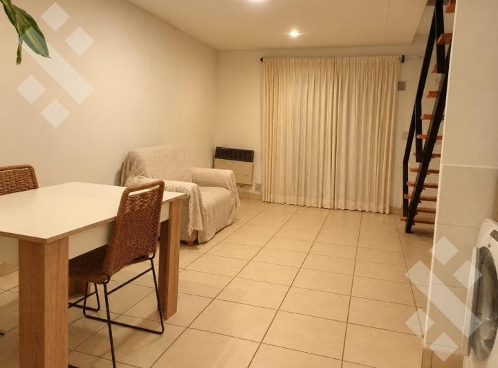 Alquiler Corporativo Duplex 2 Dorm. Casco Viejo, Centenario - 3