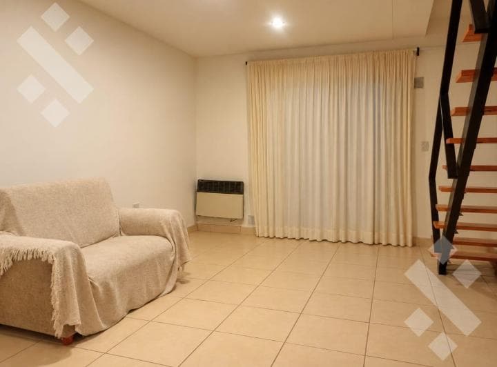 Alquiler Corporativo Duplex 2 Dorm. Casco Viejo, Centenario - 4