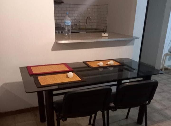 Propiedad en Doble Lote de Calle a Calle: 1 o 2 Casas con Piscina y Doble Garage - 5