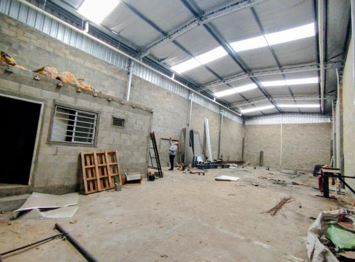 Venta Galpón a Estrenar 250 m² Pilar Ruta 28 - 5