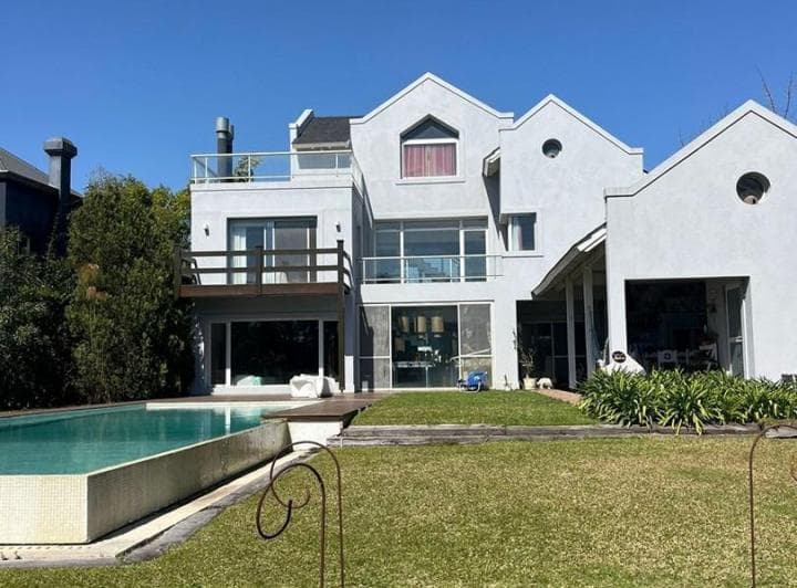 Casa Chalet en Venta en Los Castores, Nordelta, Tigre - 3