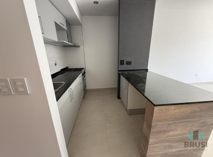 Alquiler | Departamento 2 Dormitorio 2 Cocheras | Ayres del Sur | Jardín y Parrilla - 3