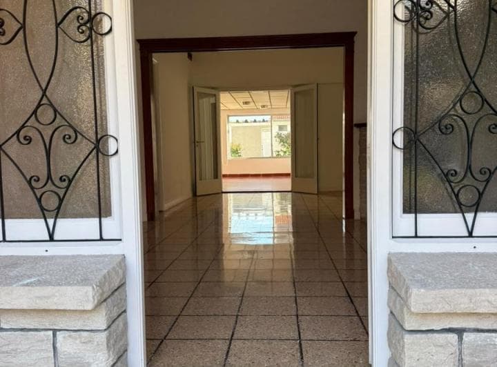 Excelente Chalet de 3 Ambientes en Barrio Los Troncos - 4