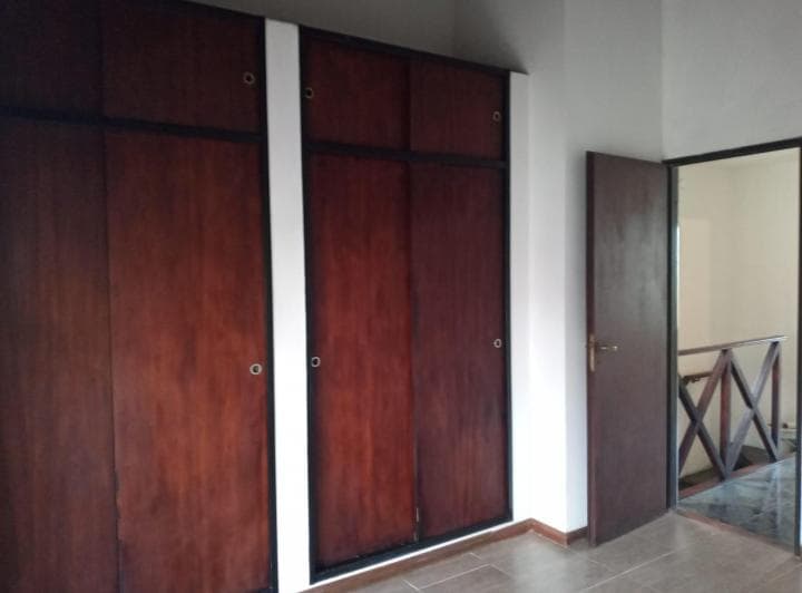 Duplex Cuatro Ambientes a La Venta en Bernal - 3