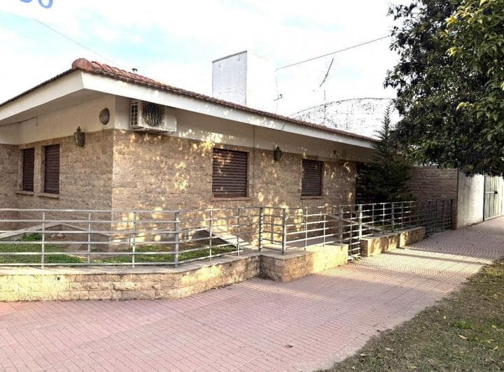 Venta Casa 2 Dorm. + Galpón en Río Segundo Córdoba - 4