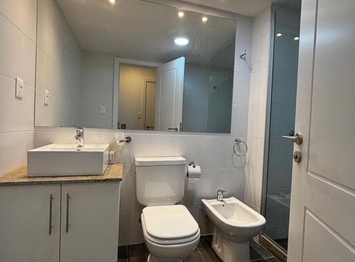 Venta de Apartamento Amoblado con Renta en Pocitos - 5