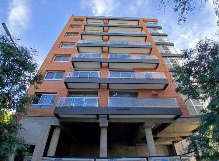 Venta Departamento 2 Ambientes Premium | Ideal Para Vivir o Invertir - 2