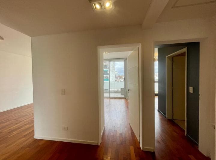 Departamento 3 Ambientes con Balcón y Cochera en Villa del Parque - 5