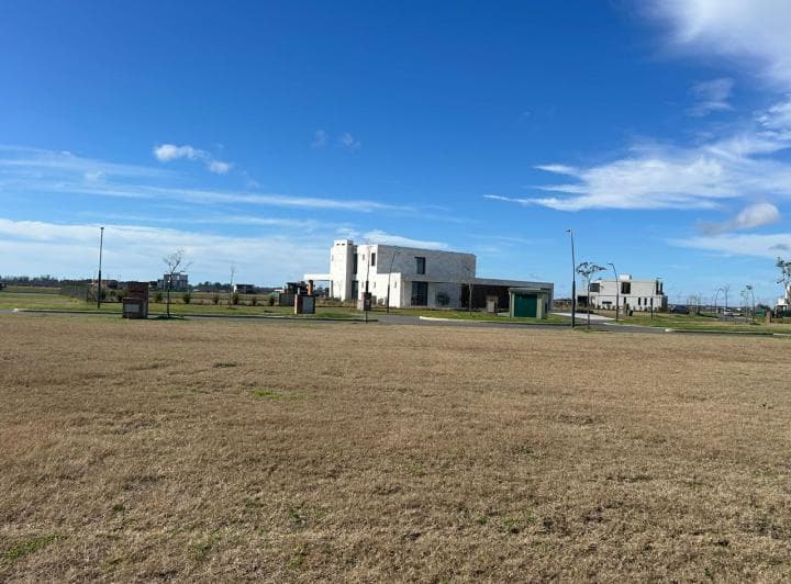 Dueño Vende Puertos / Barrio Amarras Lote 133 con Vista y Acceso Al Lago - 5