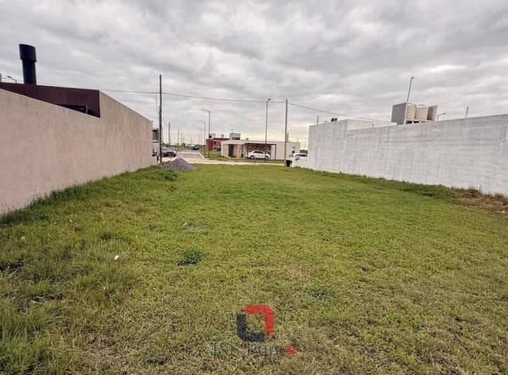 Lote en Brisas de Manantiales - 3