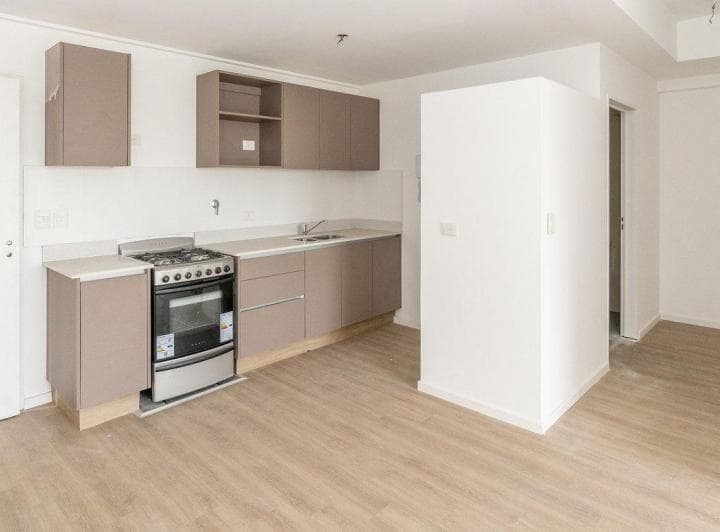 Venta Depto 2 Amb Balcón y Terraza Montecastro - 4