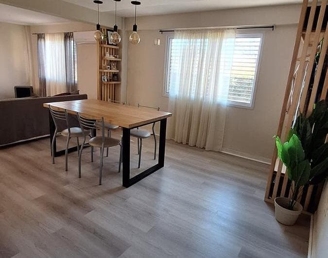 Departamento en Venta de Dos Dorm. en La Plata con Terraza Privada - 4