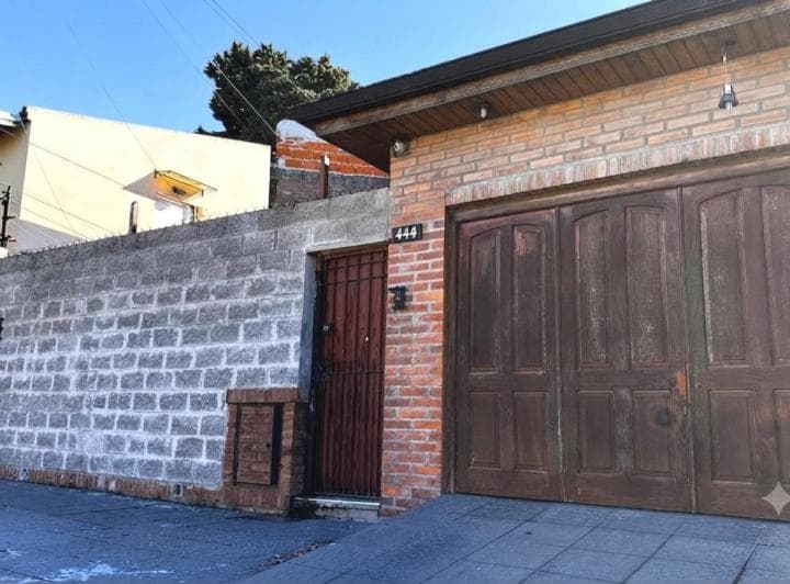 Casa en 2 Plantas 3 Ambientes con Cochera y Patio - 3