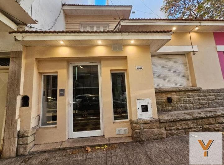 Casa en Venta - 3 Dorm. 2 Baños - Mar del Plata - 2