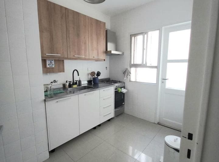 Departamento en Alquiler - 2 Dorm. 1 Baño - Vicente López - 4