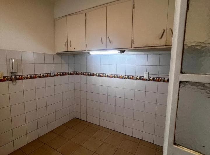 Departamento en Venta - 3 Dorm. 2 Baños - Caballito - 5