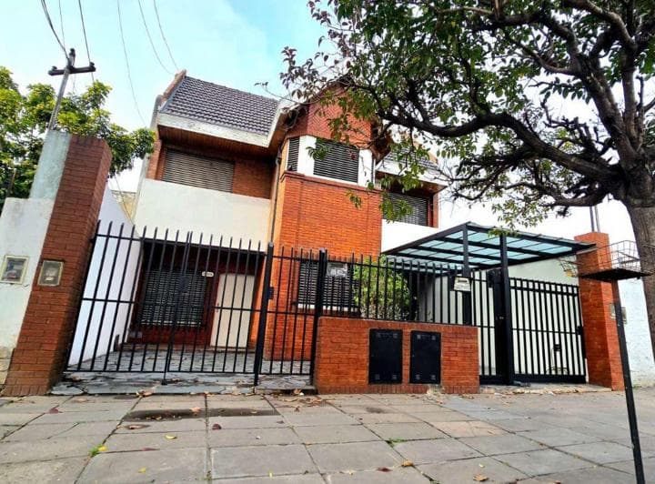 5 Ambientes Cochera Jardín Apto Crédito - 2