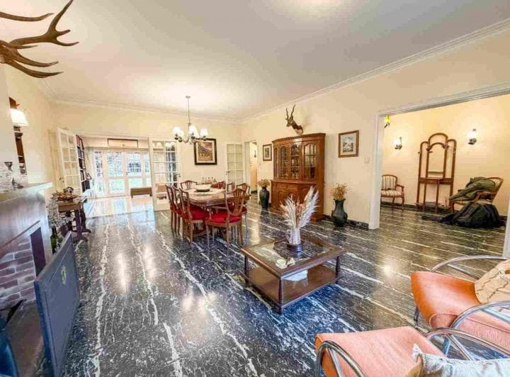 Venta Casa 4 Ambientes Jardin Pileta Quincho - 5
