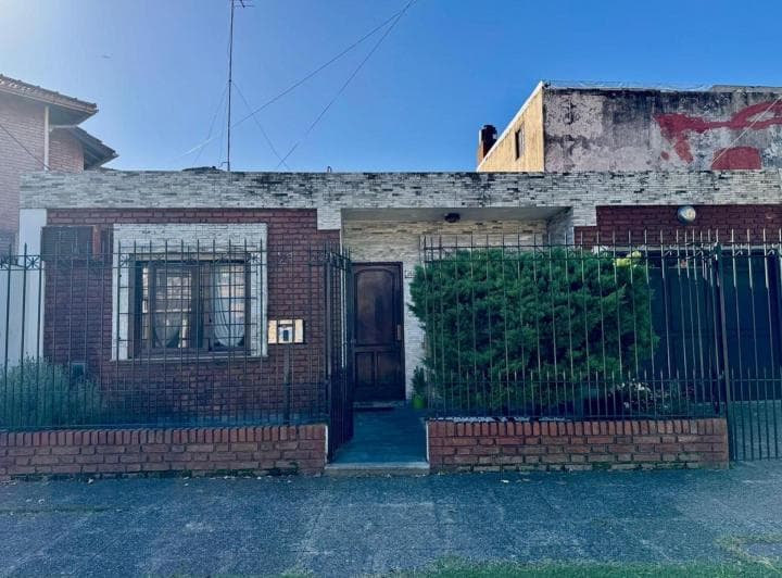 Casa 4 Ambientes en Venta en Lomas de Zamora - 5