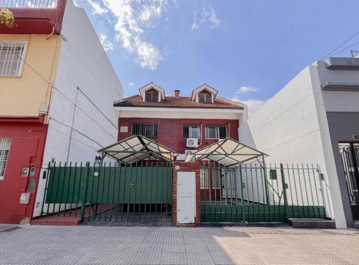 Venta de PH Tipo Casa Triplex Apto Crédito - 4