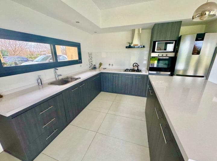 Venta Casa 5amb Club de Campo Haras San Pablo - 4