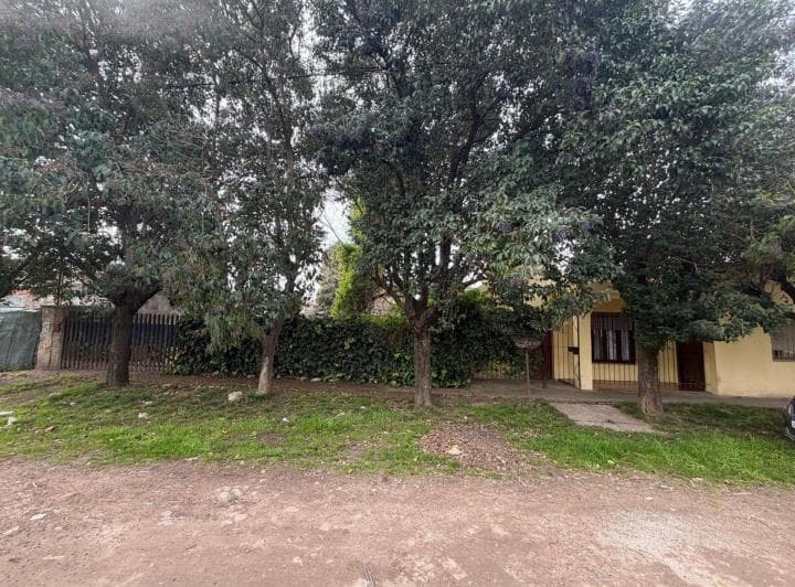 Venta Casa C/ Local Lote de 415 m² Trujui Moreno - 3