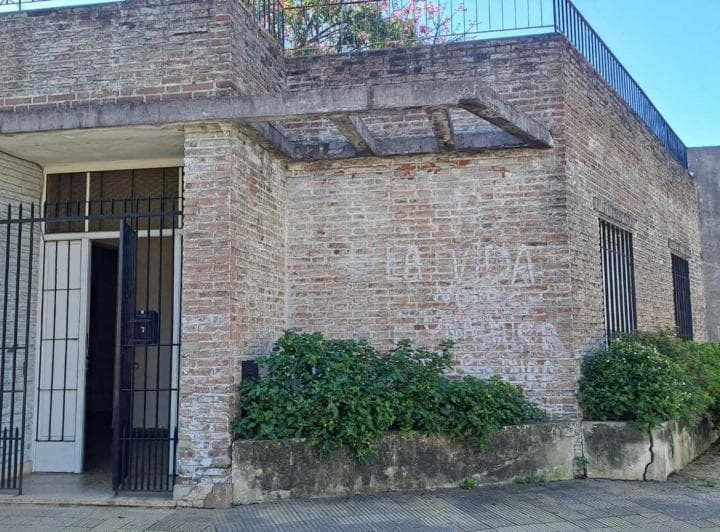 Venta Casa con Terraza y Cochera Lanus Oeste - 4