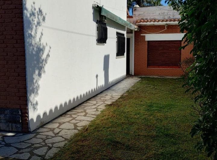 Venta Casa 3 Dorm. en Villa Luzuriaga - 3