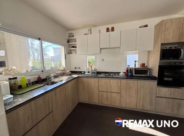 Venta Casa en Santa Elena 4 Amb + Dep Pilar del Este - 4