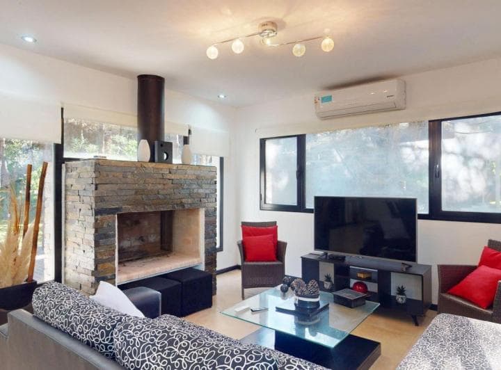 Oportunidad - Casa en Venta en Costa Esmeralda - Residencial I - 2